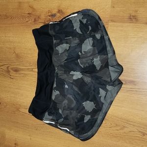 Athleta camo print green black size Medium with attached underwear